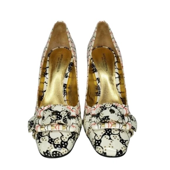 Bottega Veneta Patent Leather Block Heel Pumps - Picture 3 of 8